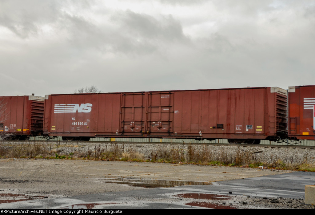 NS Box Car